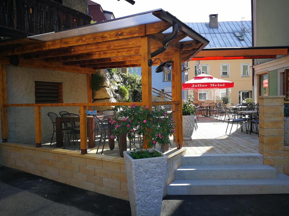 Gasthof Zentral Feistritz an der Drau エクステリア 写真